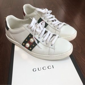 Gucci Ace Pearl Stud Leather Sneakers